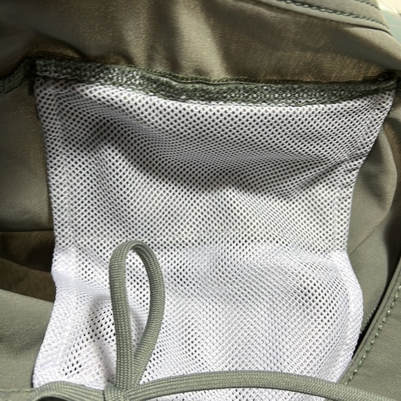 CARVE Designs Board Shorts - Women’s 6 - Picture 7 of 7